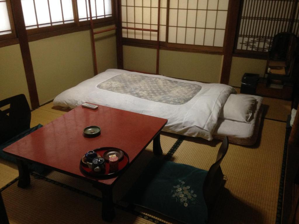 Chuokan Shimizuya Ryokan Нагано Номер фото